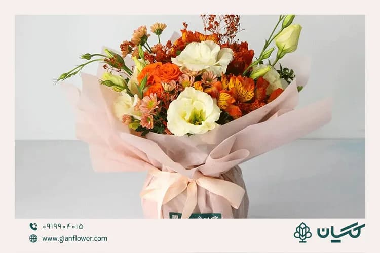 گلدان شیشهای ایوان